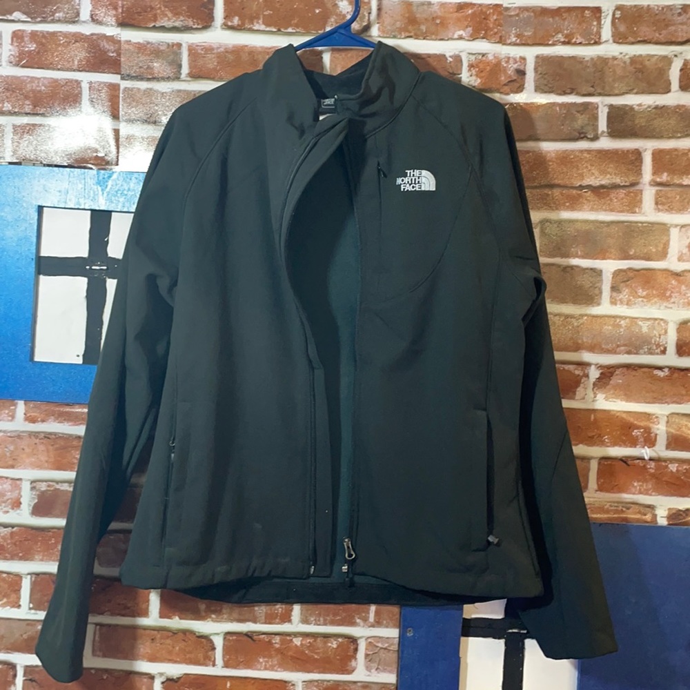Women’s North Face jacket size L